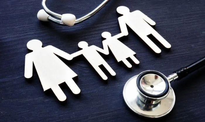 ارتقای سواد سلامت و جلب اعتماد عمومی پیش نیاز اصلاح نظام سلامت